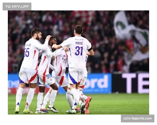 里昂2-2绝平蒙彼利埃，替补登场小将补时救主